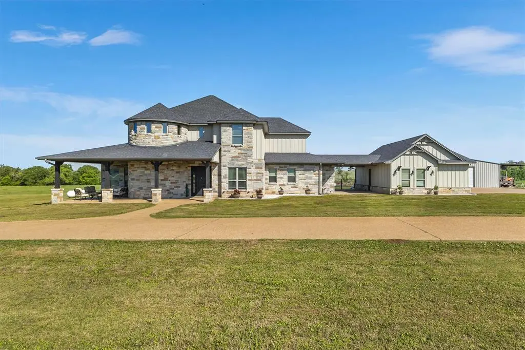 238 Bold Springs Court, West, TX 76691