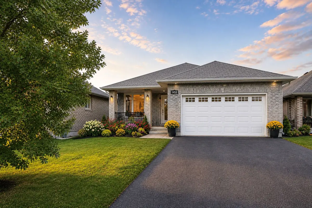 1453 Ireland DR, Peterborough, ON K9K 0A4