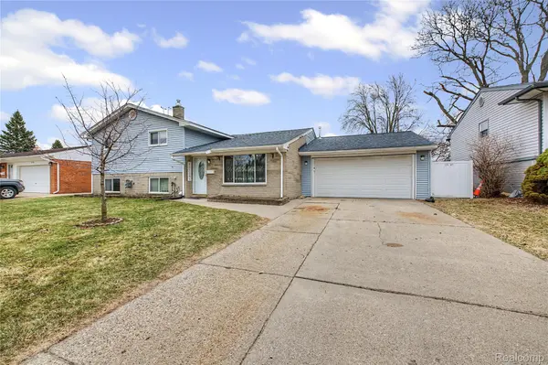 8710 Leslie DR, Sterling Heights, MI 48314