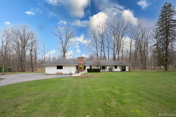 1530 S Baldwin RD, Orion Charter Township, MI 48360