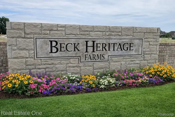 53721 Beck Court, Macomb Township, MI 48042