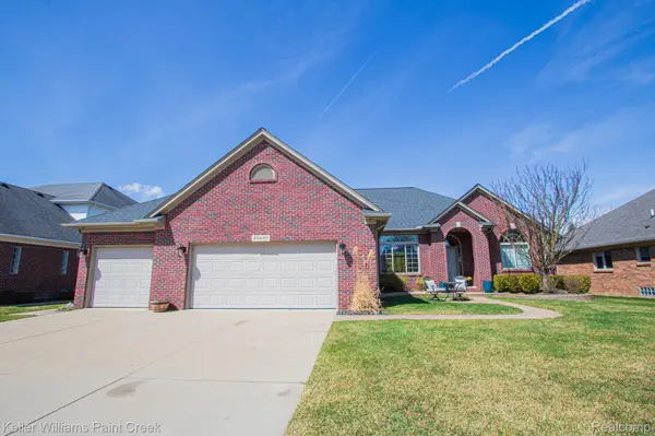 45907 Lookout DR, Macomb Township, MI 48044