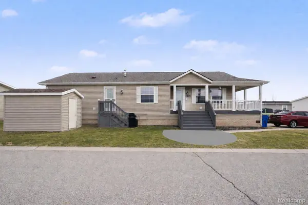 6244 Leigh Court, Fenton, MI 48430