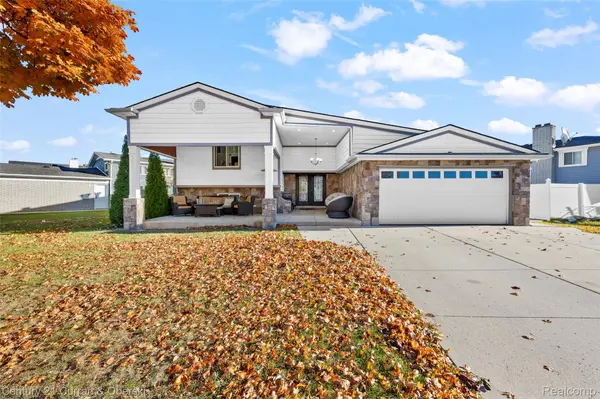 1310 Plainfield ST, Dearborn Heights, MI 48127