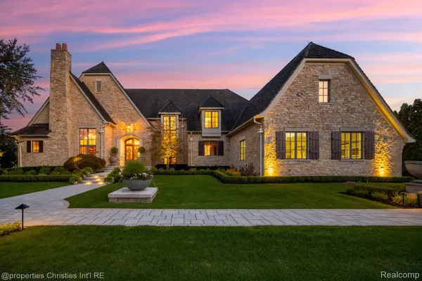 47765 Bellagio DR,  Novi,  MI 48167