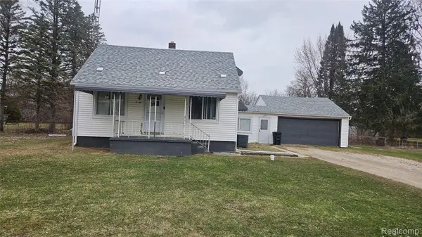 1131 Linus ST, Grand Blanc Charter Township, MI 48507
