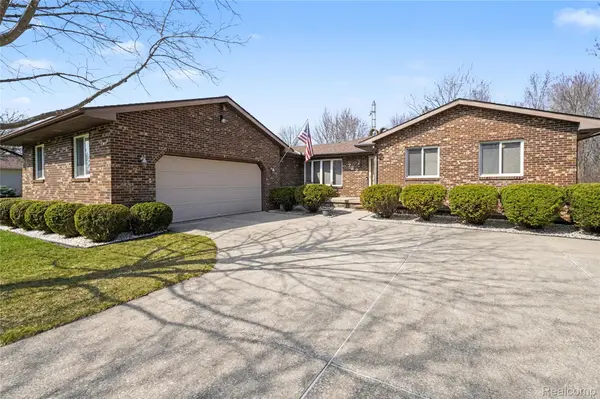 7222 Calkins RD, Clayton Charter Township, MI 48532