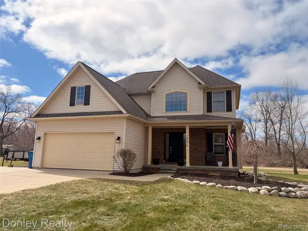 10376 Valley DR, Atlas Township, MI 48438