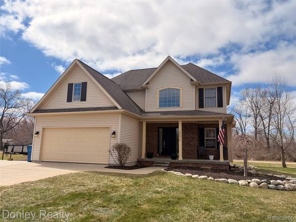 10376 Valley DR, Atlas Township, MI 48438