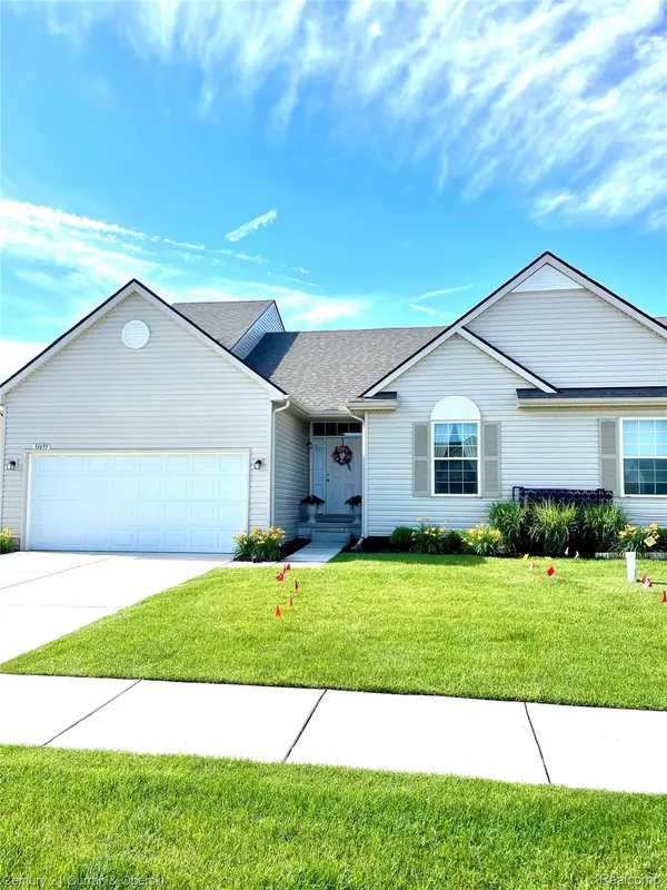 31695 Augusta DR, Romulus, MI 48174