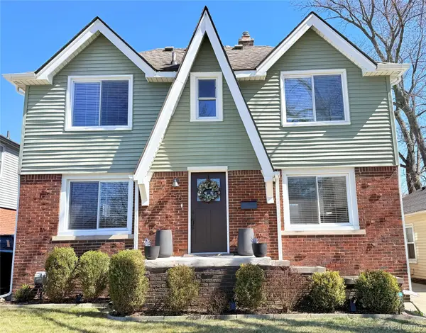 550 Pinecrest DR, Ferndale, MI 48220