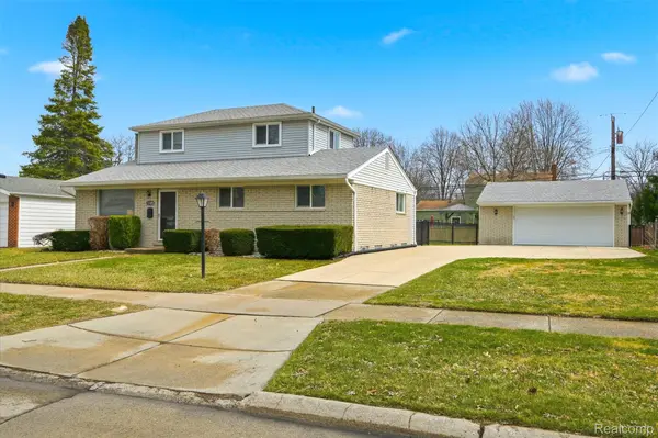 11805 Ernst ST, Taylor, MI 48180