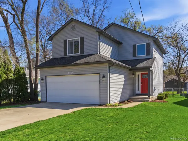 4060 Laforest DR, Waterford Charter Township, MI 48329