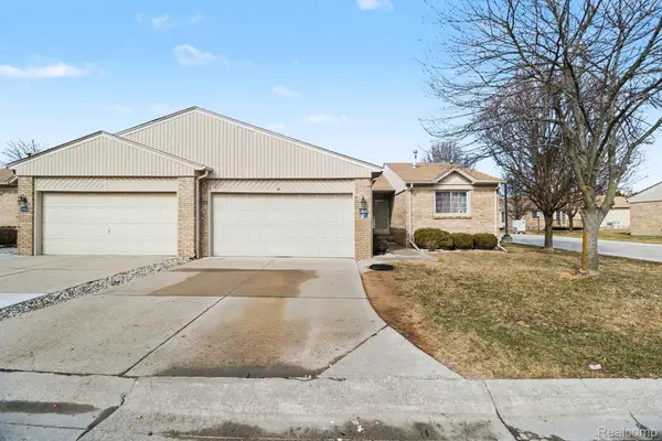 15525 Irene CT, Clinton Charter Township, MI 48038