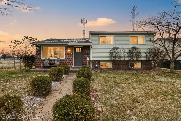 41036 Paign DR, Sterling Heights, MI 48313