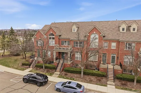 39478 Springwater DR, Northville Township, MI 48168