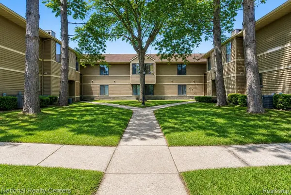 175 Briarcrest DR #111, Ann Arbor, MI 48104