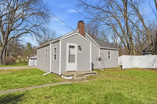 2335 Holmes RD, Ypsilanti Charter Township, MI 48198