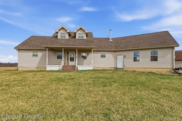 8455 Taft RD, Ovid Township, MI 48866