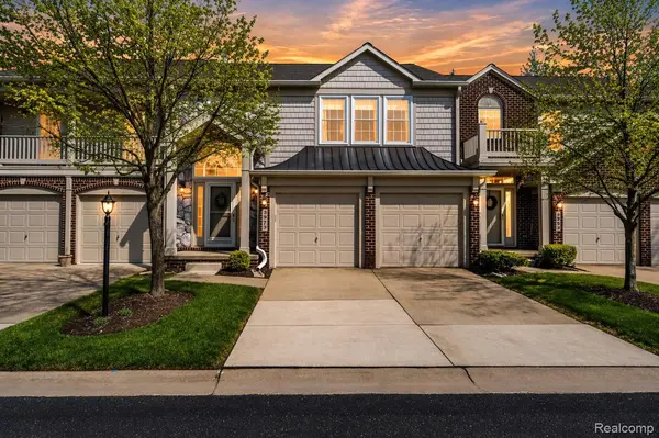 3973 Ravensfield DR #13, Canton Charter Township, MI 48188