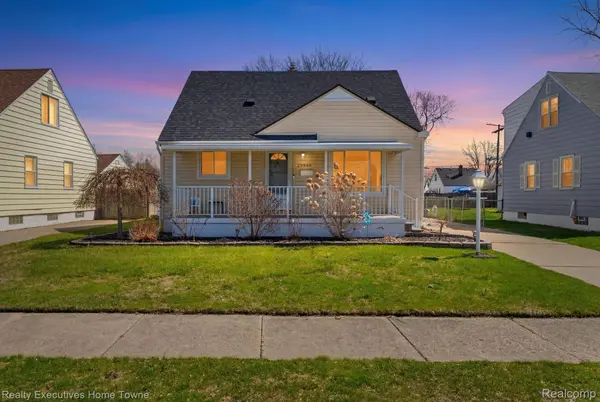 29940 John J ST, Roseville, MI 48066