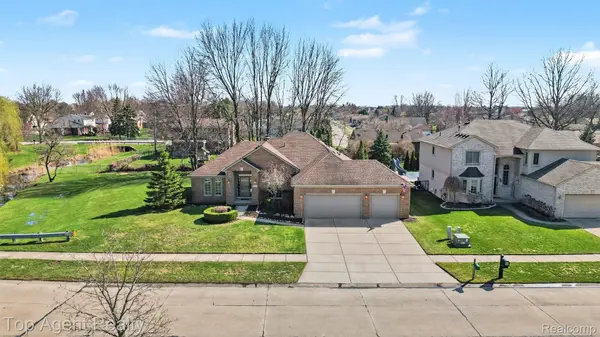 17174 Tower DR, Macomb Township, MI 48044