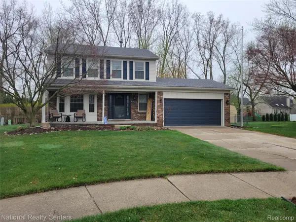 17429 Brookview DR, Livonia, MI 48152