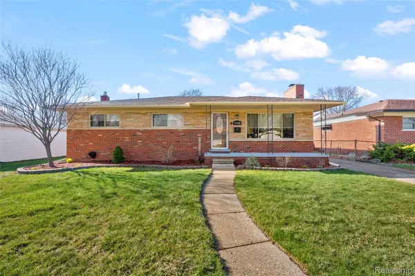 11368 Canterbury DR, Warren, MI 48093