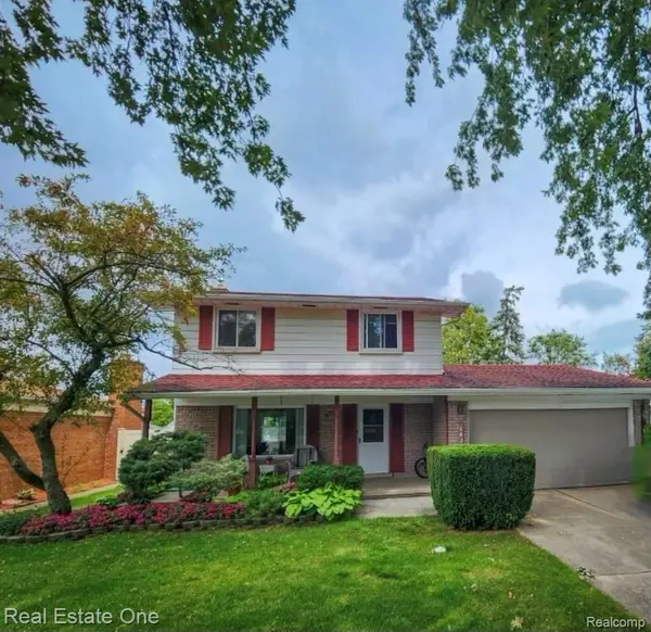 14262 Dundee ST, Riverview, MI 48193