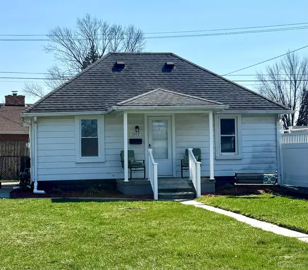 1507 Pagel AVE, Lincoln Park, MI 48146