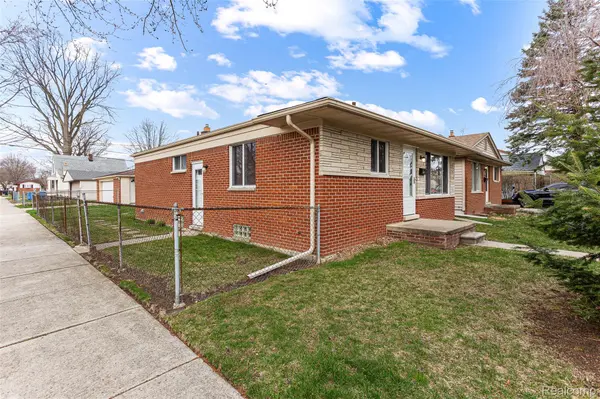 4012 Weddell ST, Dearborn Heights, MI 48125