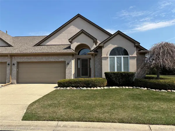 52242 Mitchell LN #18, Macomb Township, MI 48042