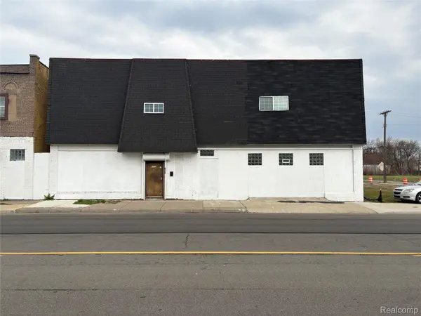 8725 Harper AVE, Detroit, MI 48213