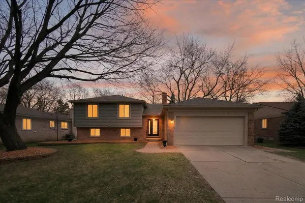 45459 Brunswick DR, Canton Charter Township, MI 48187