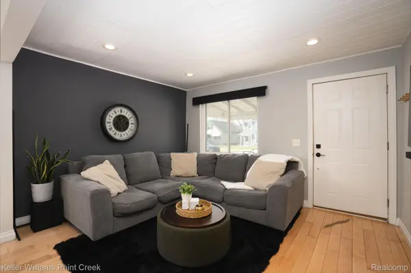 21414 Westview AVE, Royal Oak Charter Township, MI 48220