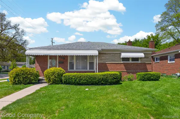 28303 Diesing DR,  Madison Heights,  MI 48071