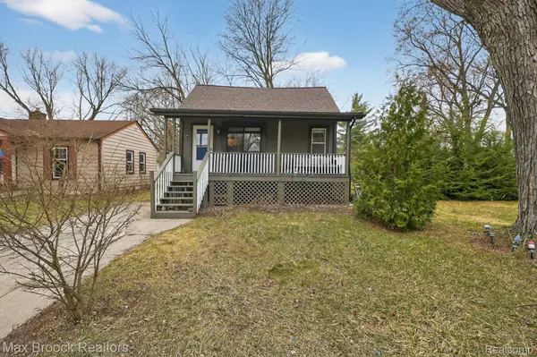 21631 Tulane AVE,  Farmington Hills,  MI 48336