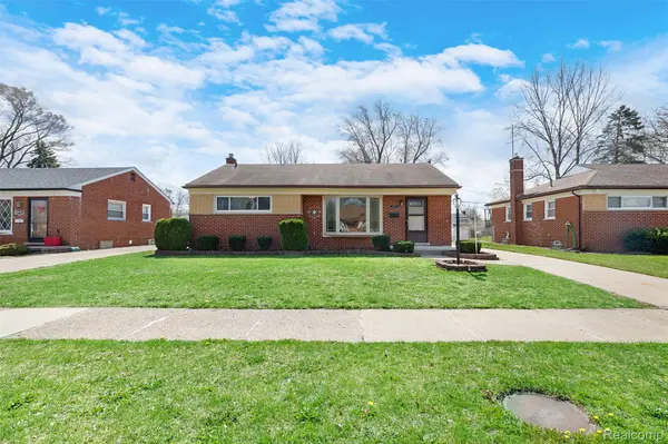 28995 Hathaway ST, Livonia, MI 48150