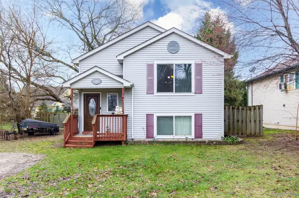 11583 Broadview ST, Hartland Township, MI 48353