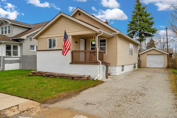 1424 14th ST, Port Huron, MI 48060