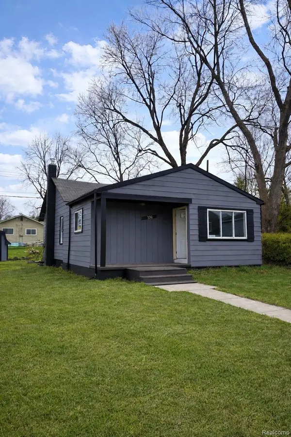 106 W Cornell AVE, Pontiac, MI 48340