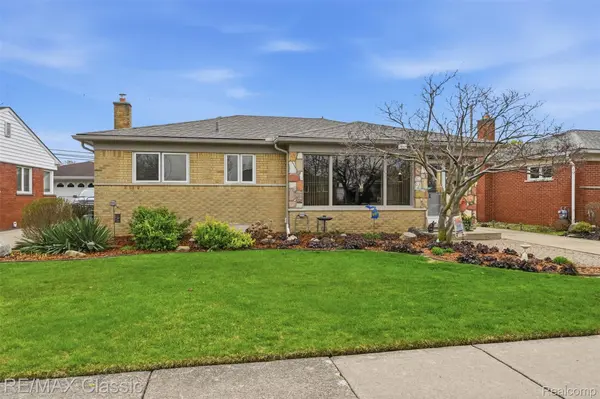 24647 Hayes ST, Taylor, MI 48180
