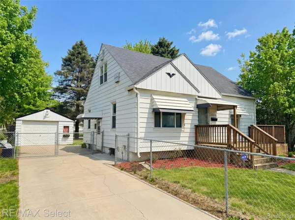 2906 Arizona AVE, Flint, MI 48506