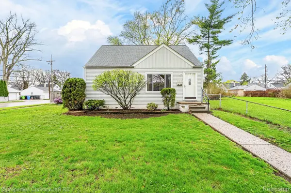 26605 Rialto ST, Madison Heights, MI 48071