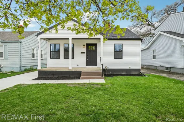 27520 Bohnhoff ST, Roseville, MI 48066