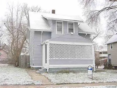 2041 Warner AVE, Flint, MI 48503