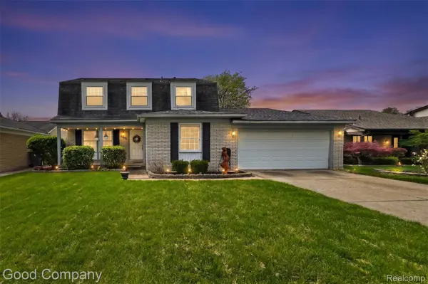 39423 Baroque BLVD, Clinton Charter Township, MI 48038