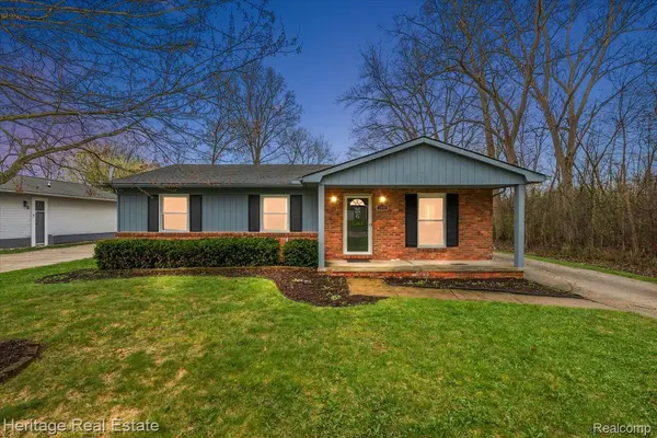 7640 Granite, Washington Township, MI 48094
