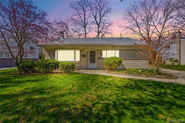 36023 Weideman ST, Clinton Charter Township, MI 48035