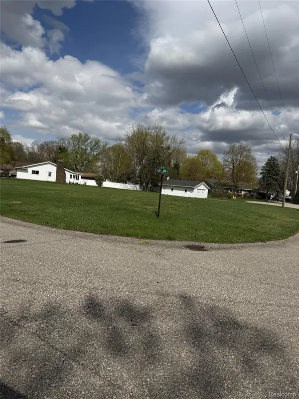 6912 Lynn Ann DR, Georgetown Charter Township, MI 49426